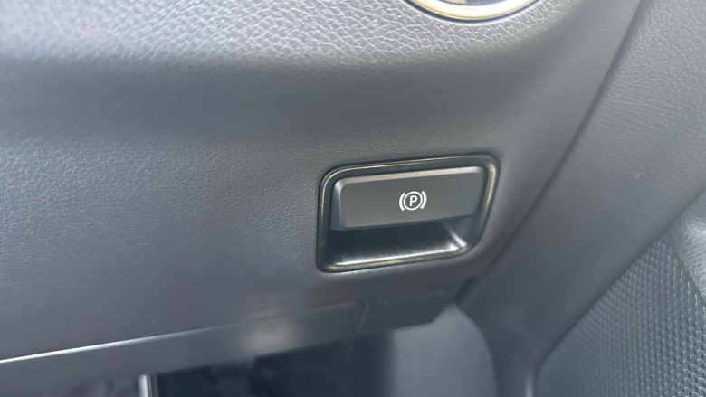 Mercedes-Benz GLA 180 AMG Line Edition 5dr Auto Petrol Hatchback